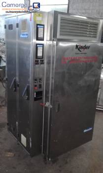 Invernadero clima c�mara en acero inoxidable para pruebas de Mecalor