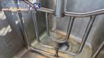 Tanque mezclador de acero inoxidable de 80 litros con sistema de refrigeraci�n.