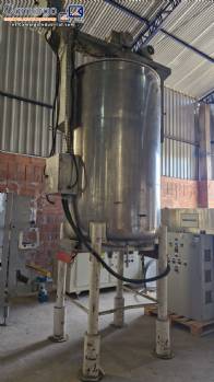 Tanque encamisado de acero inoxidable con calentamiento por resistencia de 1800 litros