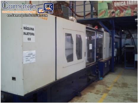 Gran m�quina de moldeo por inyecci�n de pl�stico industrial