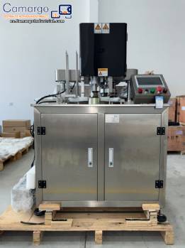 M�quina autom�tica de sellado y taponado de latas Hualian Machinery