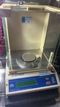 Balanza anal�tica de precisi�n Gehaka para uso en laboratorio, 0,0001 g