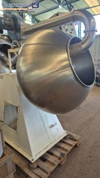 Juego de diez cubas de recubrimiento en acero inoxidable con capacidades entre 150 litros y 350 litros. Juego de diez cubas de recubrimiento en acero inoxidable con capacidades entre 150 litros y 350 litros.